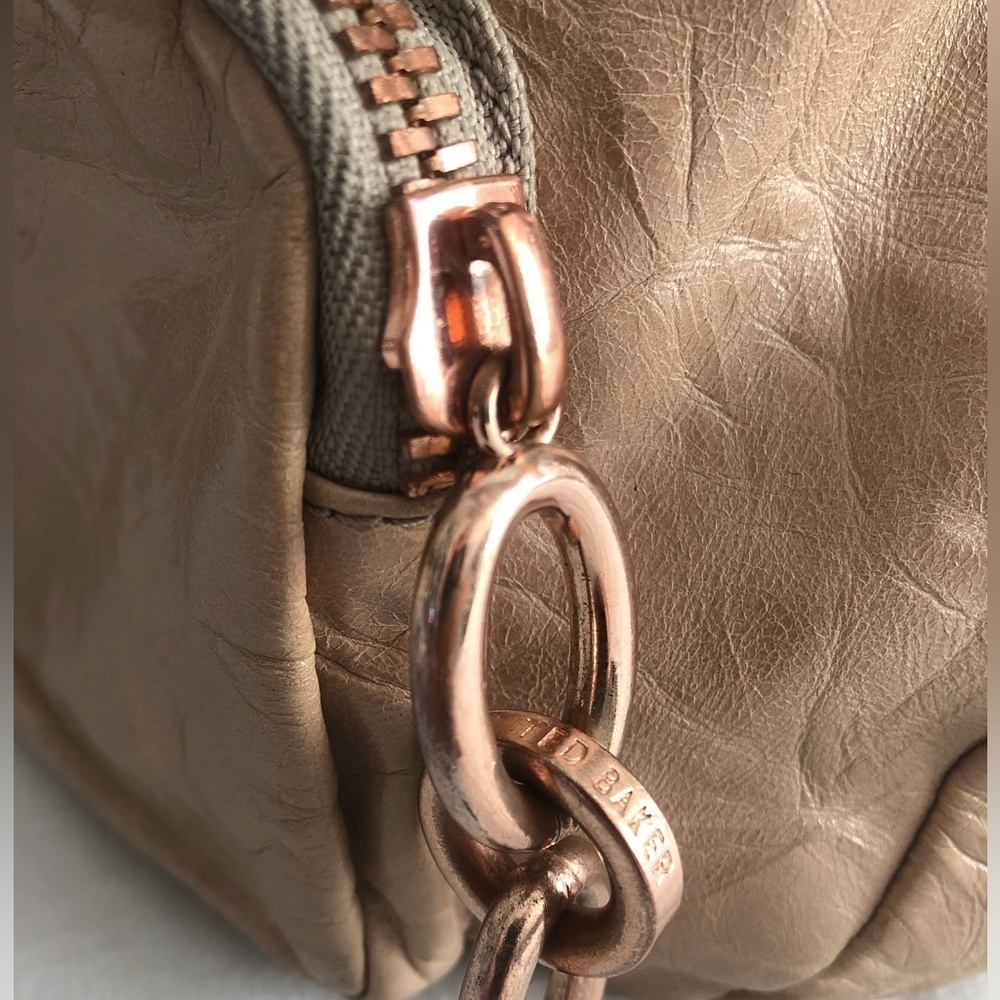 TED BAKER Crinkled Leather Chunky Chain Drawstring Bag - Picture 6 of 16